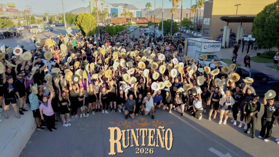 Corredores de distintos niveles recorrieron las calles de Saltillo acompañados por música de banda y un marcado ambiente norteño.