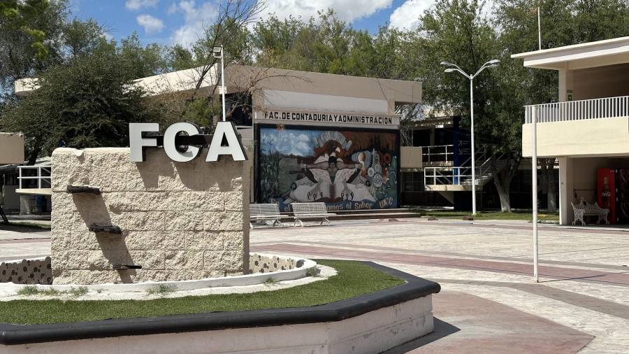 La FCA Unidad Norte mantiene abierta la convocatoria para ingresar a sus maestrías en Administración y Contribuciones Tributarias.