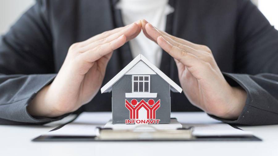 El Infonavit mantiene en 2026 la posibilidad de otorgar créditos hipotecarios a personas de 60 años o más, siempre que sigan cotizando y cumplan con los plazos establecidos por edad.
