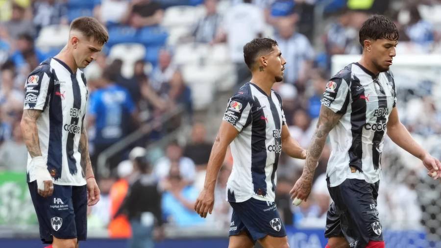 Los problemas extra cancha tienen al equipo por debajo de media tabla; en su más reciente encuentro, los Rayados cayeron en su propia cancha ante el Atlético de San Luis.