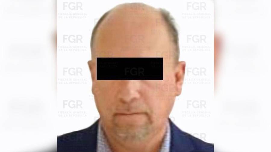 Pese a que ya se había informado la vinculación a proceso de Jorge “N”, excontador del exdirector de Petróleos Mexicanos (Pemex), Emilio “N”, la Fiscalía General de la República (FGR) optó por destacar nuevamente el proceso en contra del imputado.