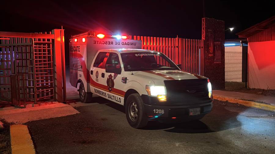 Elementos del Cuerpo de Bomberos localizaron a la pareja durante la noche en el Cañón de San Lorenzo, luego de varias horas de búsqueda.