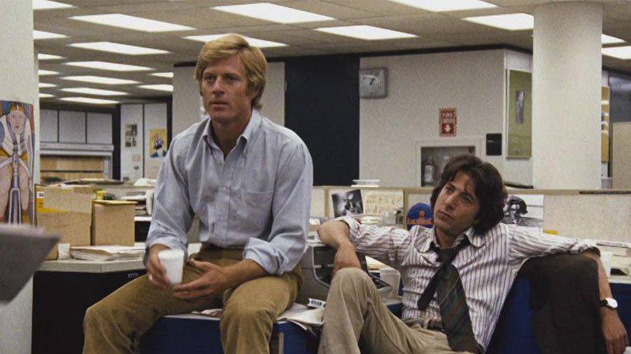 Experiencia. La investigación periodística de Bob Woodward y Carl Bernstein convirtió al caso Watergate en uno de los mayores escándalos políticos del siglo XX y en un referente del cine sobre periodismo.
