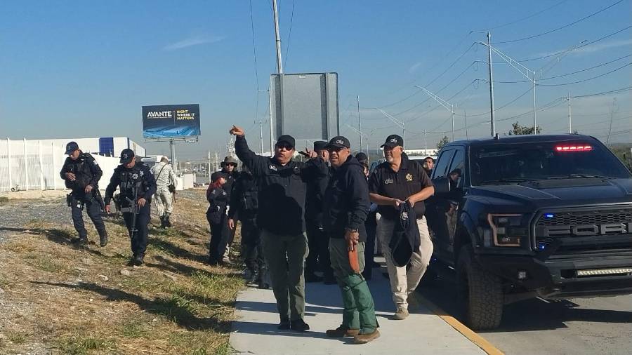 El operativo arancó este viernes en las inmediaciones del Aeropuerto Internacional de Monterrey y se extiende hasta el muicipio de Pesquería
