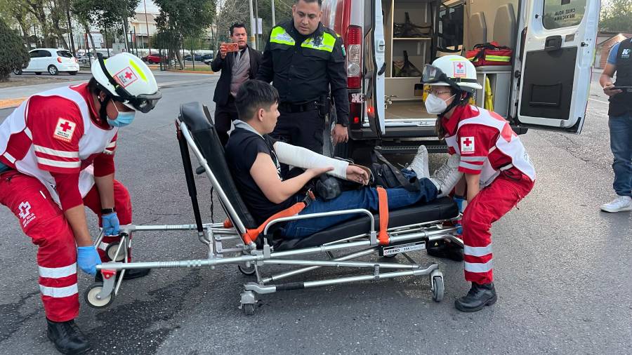 El joven fue trasladado al Hospital para su debida atención.