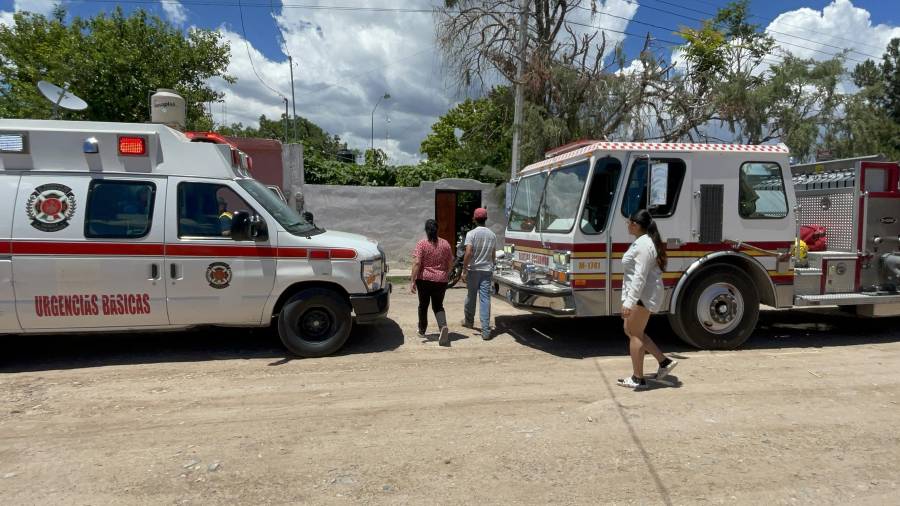 Elementos del Cuerpo de Bomberos de la estación Derramadero realizaron la valoración de la persona; sin embargo, al arribar al lugar confirmaron que ya no contaba con signos vitales.