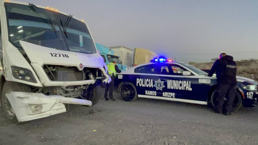 Autoridades señalaron que la falta de distancia entre unidades fue la causa principal del impacto por alcance.