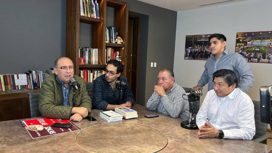 Declaración. El legislador expuso su postura sobre el manejo de la deuda y el panorama económico