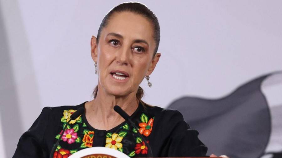 Las negociaciones para la revisión del Tratado entre México, Estados Unidos y Canadá (T-MEC) continúan avanzando, según informó la presidenta Claudia Sheinbaum.