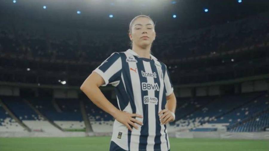 Katty Martínez se convierte en la segunda jugadora en la historia en haber vestido las camisetas de Tigres y Rayadas.