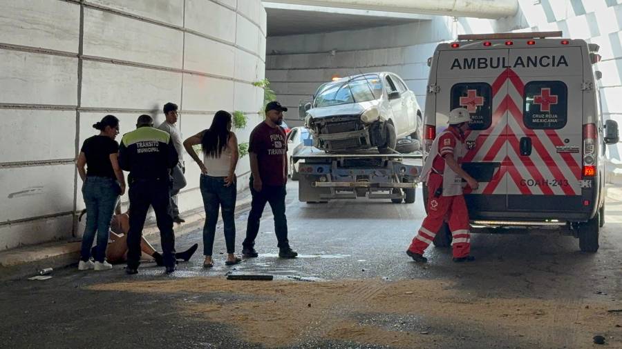 Perdió el control del vehículo al tomar una curva a exceso de velocidad.