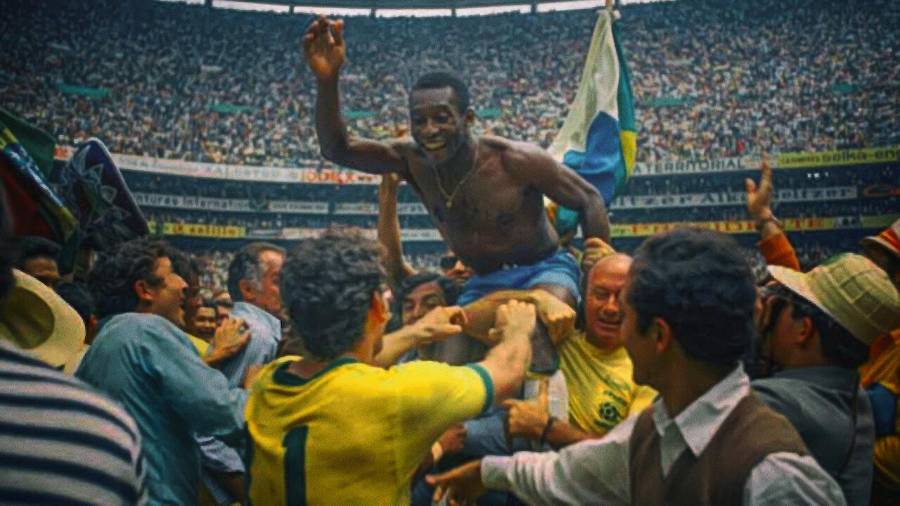 Cuando el futbol nos mira de regreso: Series y documentales para entender lo que pasa lejos del marcador