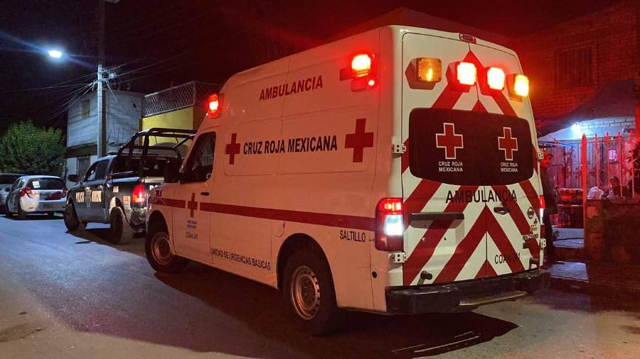 Las autoridades implementaron un operativo de búsqueda para localizar al presunto agresor, quien logró escapar antes de la llegada de los policías.