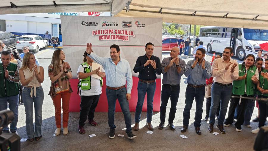 El alcalde Javier Díaz González encabezó el arranque del proyecto “Calles seguras y dignas para todos” en la colonia Lomas del Refugio, obra elegida mediante votación ciudadana.