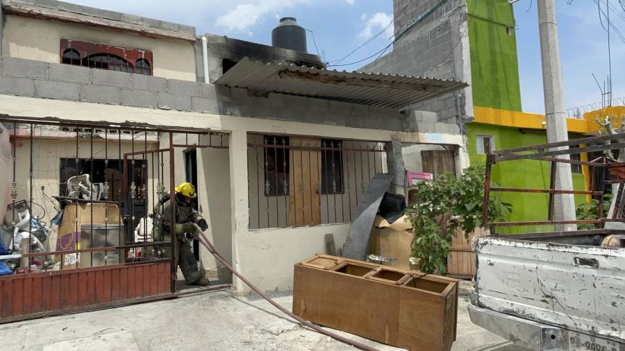 Bomberos realizaron una inspección con cámara térmica para descartar riesgos, luego de detectar altas temperaturas en la estructura afectada por el siniestro.