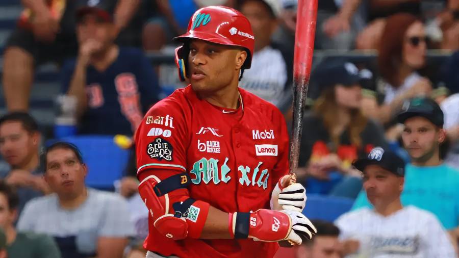 Robinson Canó y la afición hicieron clic de inmediato, en una historia que ha resultado muy exitosa en el equipo capitalino.