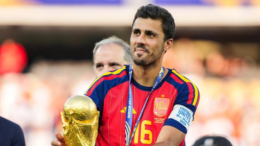 Rodri Hernández podría regresar a LaLiga tras siete temporadas defendiendo los colores del Manchester City.