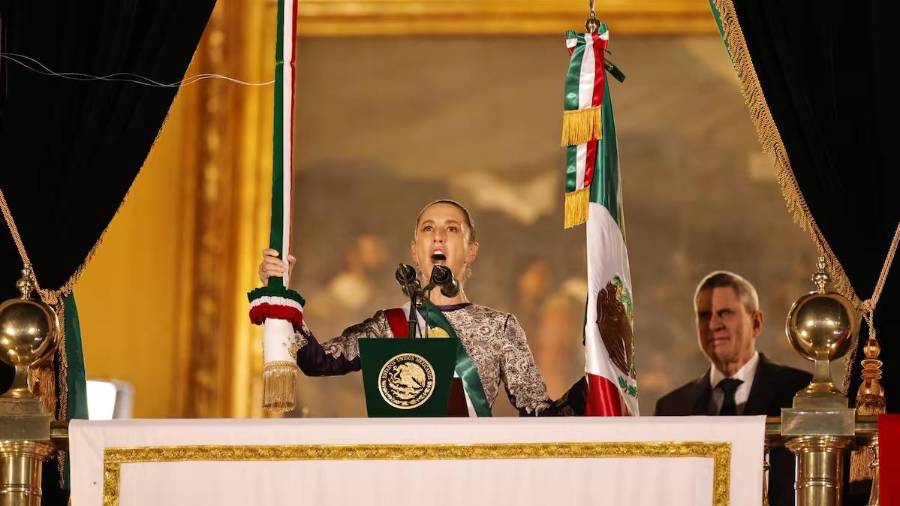 Sheinbaum encabezará el Grito de Independencia a las 23:00 horas en el Zócalo; Intocable será el acto principal de la celebración.