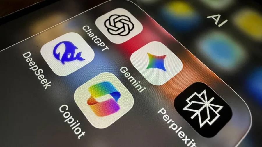 La inteligencia artificialde Google, Gemini, se convirtió en el producto de más rápido crecimiento en la historia de la compañía al super la barrera de los mil millones de usuarios activos al mes.