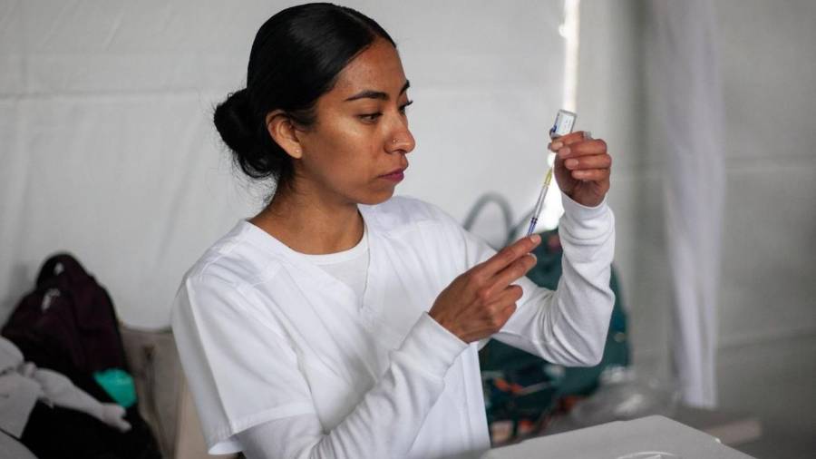 El biológico está disponible en centros de salud y hospitales del estado.