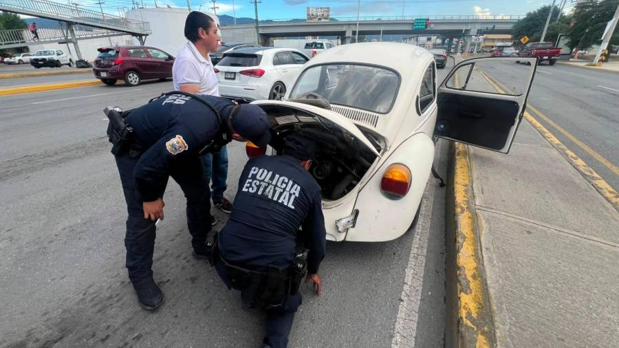 Las labores de proximidad incluyen asistencia a conductores que presentan problemas mecánicos durante sus traslados.