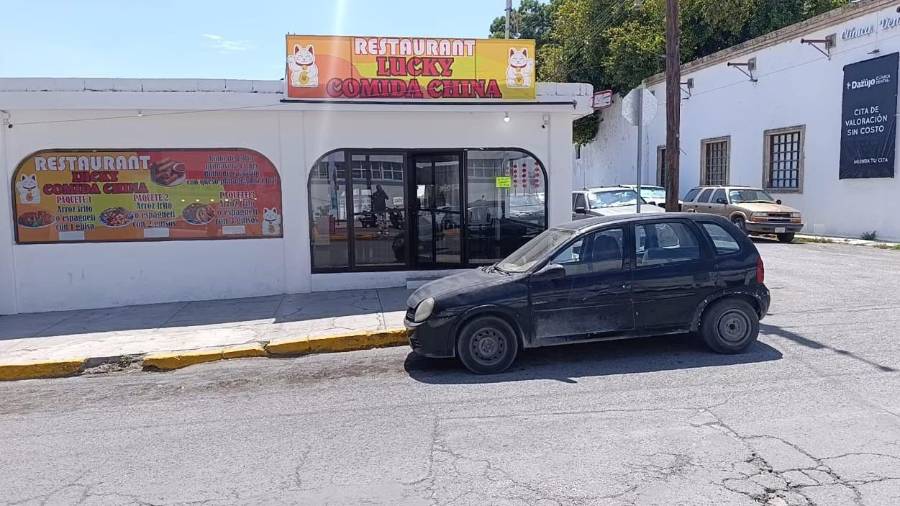 Los familiares solicitaron la intervención de las autoridades sanitarias para inspeccionar establecimientos de comida y verificar las condiciones en las que se almacenan y preparan los alimentos.