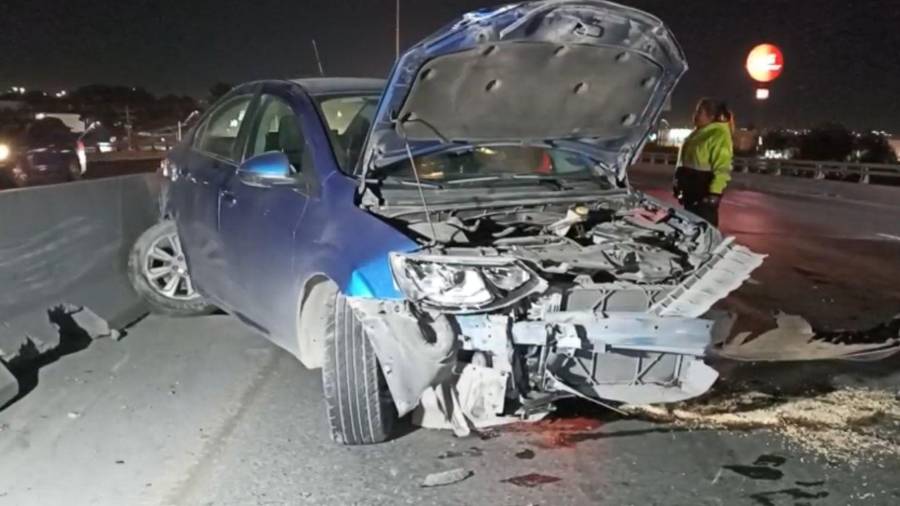 Autoridades cerraron el puente vehicular en ambos sentidos tras una serie de accidentes que provocaron caos vial durante la madrugada.
