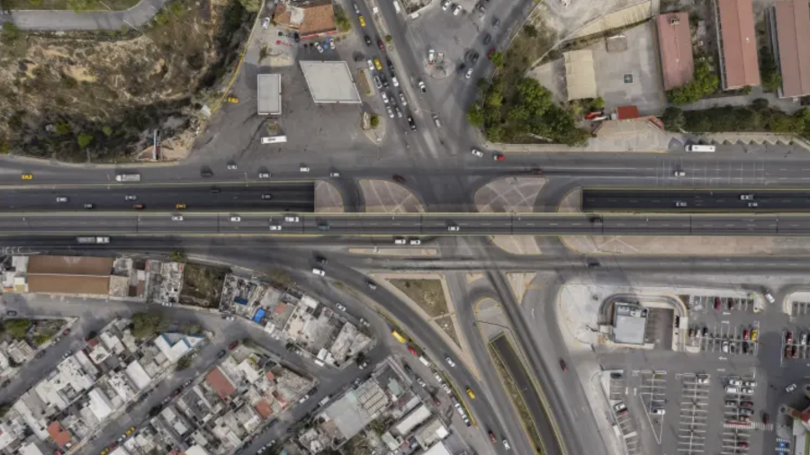 El Municipio destina alrededor de 6 millones de pesos anuales a la reparación de parapetos dañados en accidentes viales, costos que son cubiertos por los responsables o sus aseguradoras.