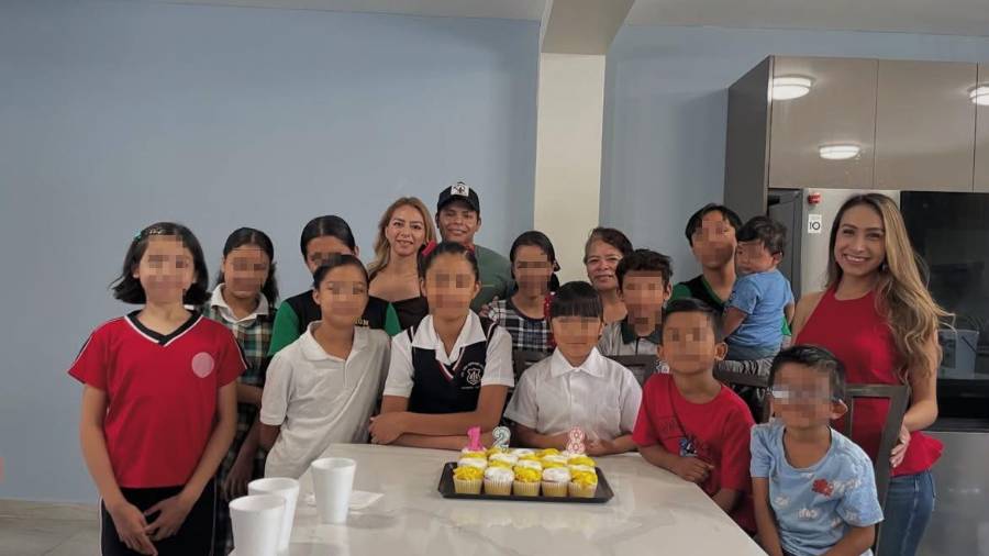 Además de entregar despensas e insumos básicos, la organización celebra los cumpleaños de los menores que viven en el albergue.