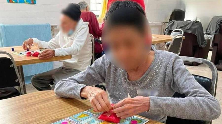 Se contactó a familiares del adulto mayor para autorizar su ingreso a un espacio de asistencia especializada.