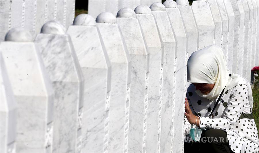 $!25 años después los bosnios no pueden cerrar la herida y el dolor por el genocidio de Srebrenica