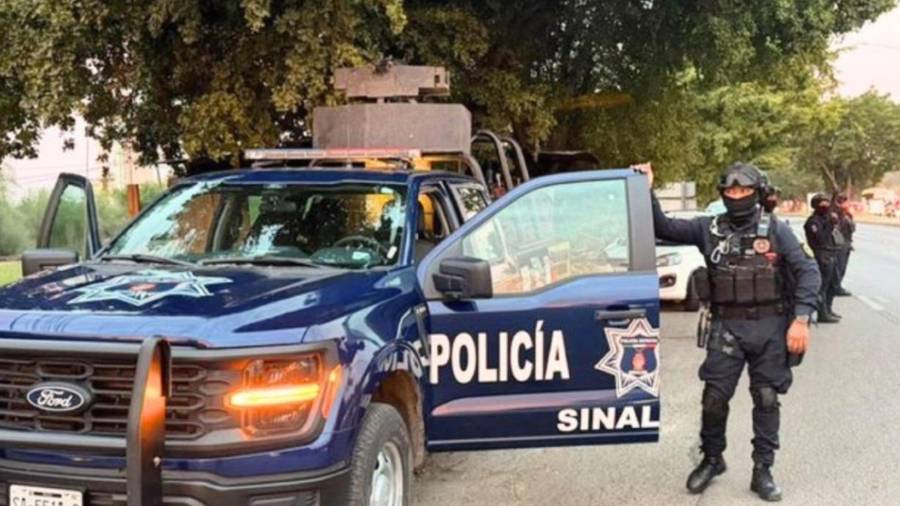 La Secretaría de Seguridad Pública de Sinaloa confirmó que la vía de acceso al Aeropuerto Internacional quedó completamente libre a la circulación.