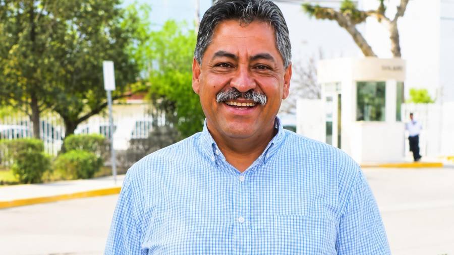 Martín Agustín Martínez Ávalos fue recordado por exalumnos, colegas e instituciones como un docente y exdirector que dejó huella en generaciones de estudiantes de la Preparatoria Narváez.