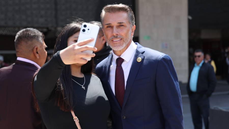 Sergio ofreció disculpas por su ausencia legislativa y reconoció que podría solicitar otra licencia si surge una nueva oportunidad profesional.