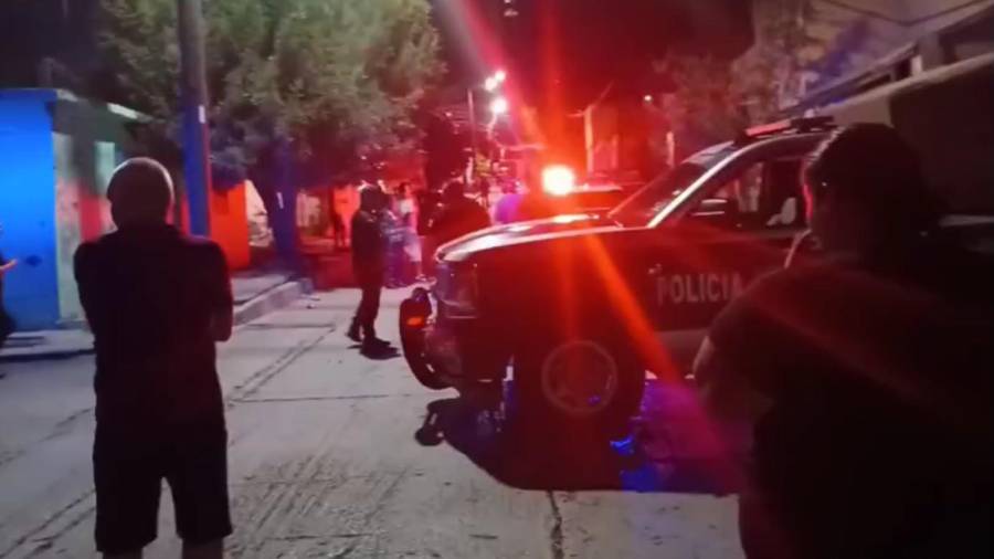 Una mujer policía fue agredida con un arma blanca durante el enfrentamiento registrado al poniente de Saltillo.