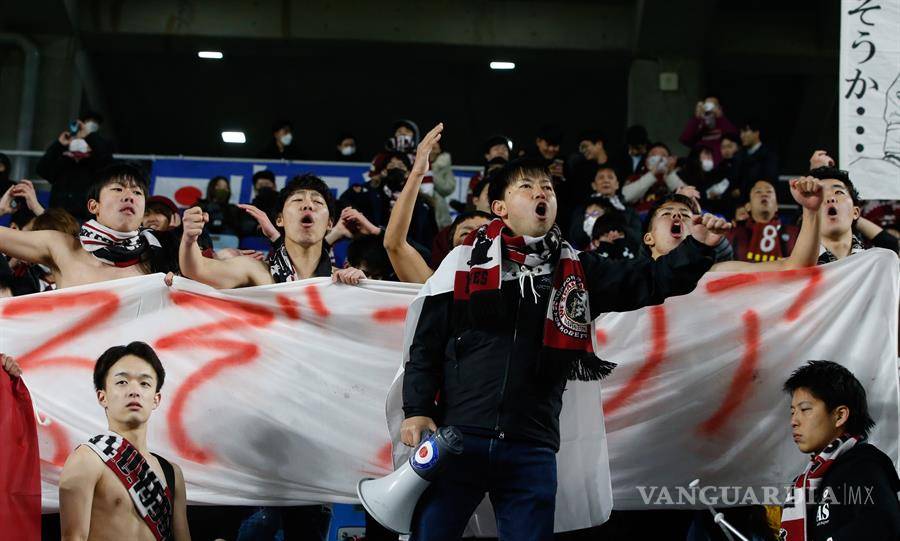 $!Equipo de Japón prohíbe cantar en el estadio por culpa de coronavirus