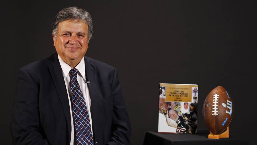 Presentan el libro Crónica del Futbol Americano en Saltillo en la Ciudad de México