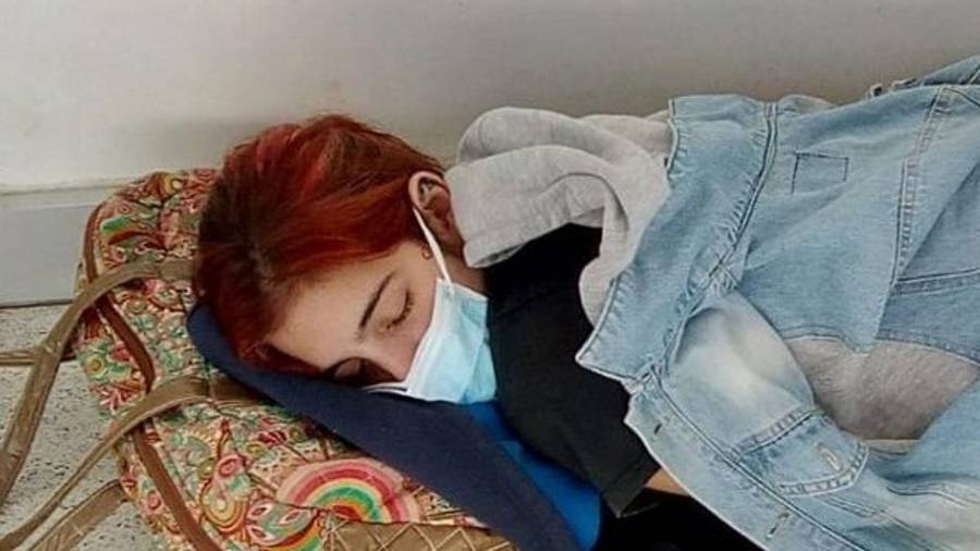 A los 22 murió por COVID, acostada en el piso esperó por una cama en hospital