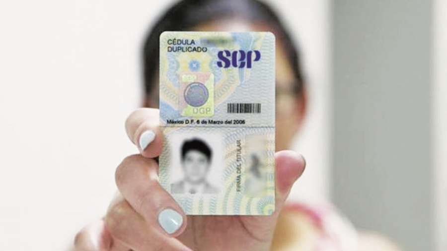 La Secretaría de Educación Pública confirmó que la cédula profesional dejó de ser válida como identificación oficial en México.