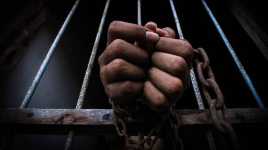 Una investigación que involucra a exfuncionarios de alto nivel y operaciones millonarias con empresas factureras.