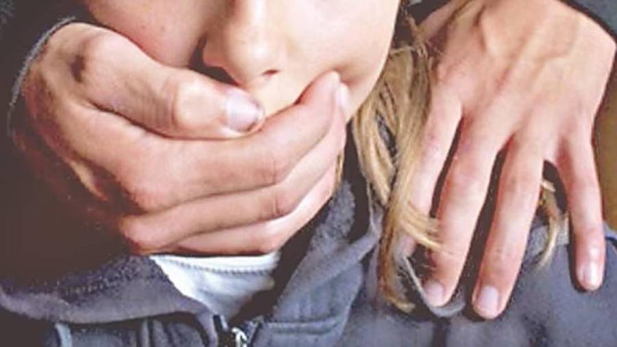 El clérigo, identificado como Ramón “N”, fue capturado luego de que autoridades de Jalisco solicitaron a Interpol la emisión de una ficha roja.