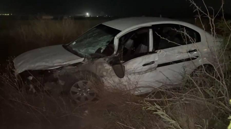 El conductor fue auxiliado por elementos de la Policía Municipal y posteriormente trasladado a un hospital bajo custodia.
