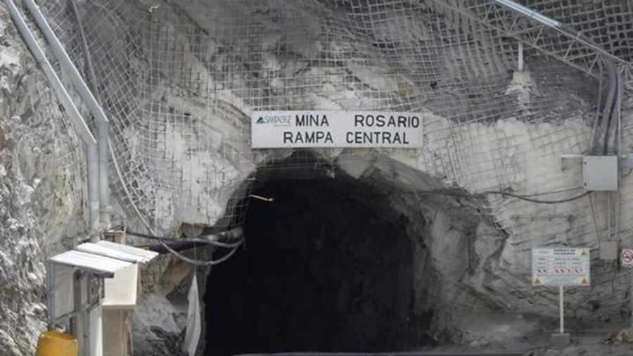 Autoridades fortalecen trabajos de rescate tras accidente en mina Santa Fe en Sinaloa.