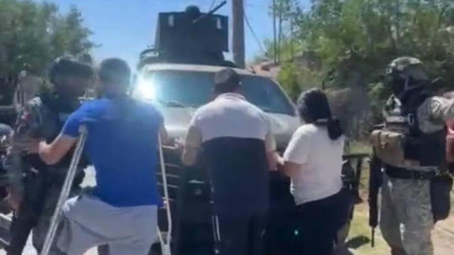 Bustos García relató que los militares que se desplazaban en unidades identificadas con los números 0916333 y 0916375.