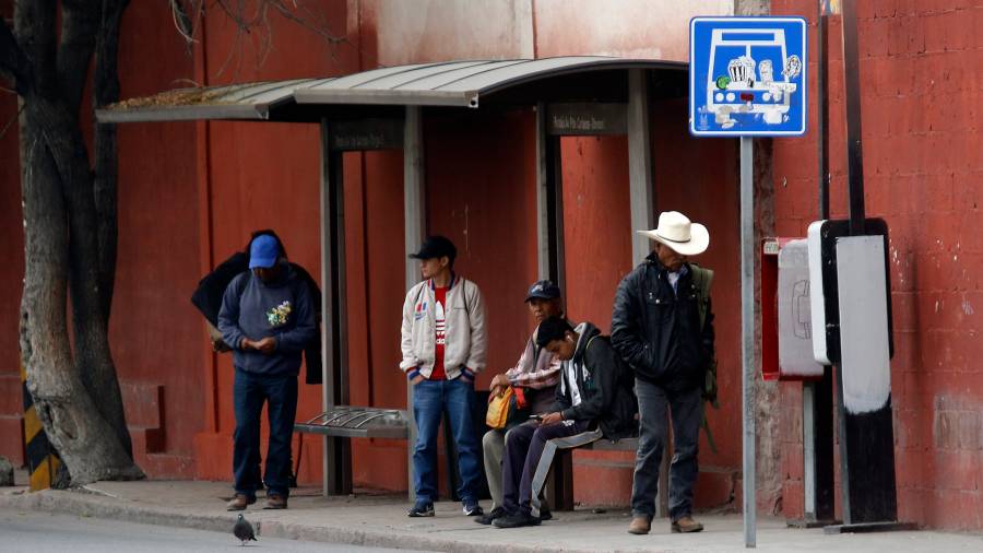 Afiliadas a la CROC se sumaron al paro feminista en Saltillo