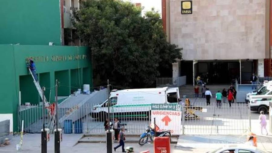 La paciente se encuentra internada y bajo vigilancia médica.