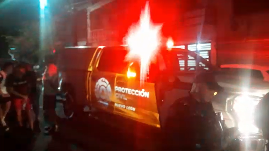 Un incendio en una vivienda con material reciclable dejó un hombre sin vida en la colonia Tierra Propia, en Guadalupe, Nuevo León; autoridades investigan las causas del siniestro