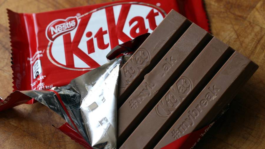 Nestlé, el gigante alimentario suizo, dio a conocer el robo de un enorme cargamento de barras de chocolate, 12 toneladas de su marca KitKat.