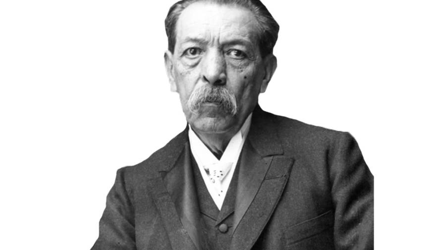 El médico consentido de Maximiliano