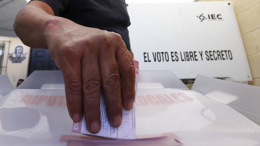 El financiamiento público aprobado por el IEC evidencia diferencias en el reparto de recursos entre independientes y partidos políticos.